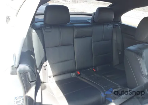 2008 BMW M3 z USA, uszkodzony, nr VIN WBSWL93518P330402